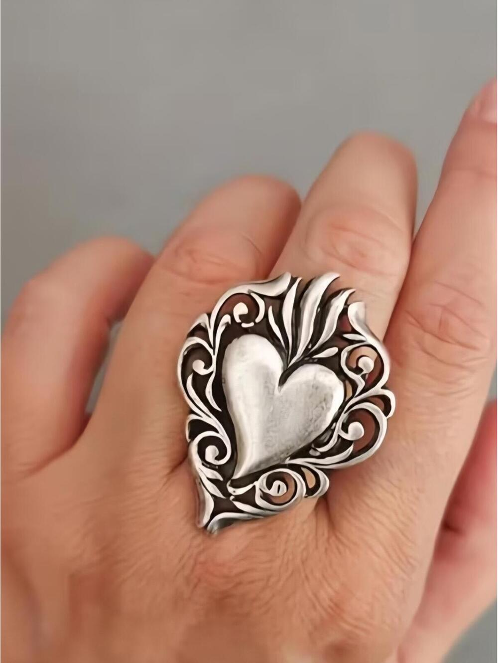 Silver Heart Filigree Statement Ring
